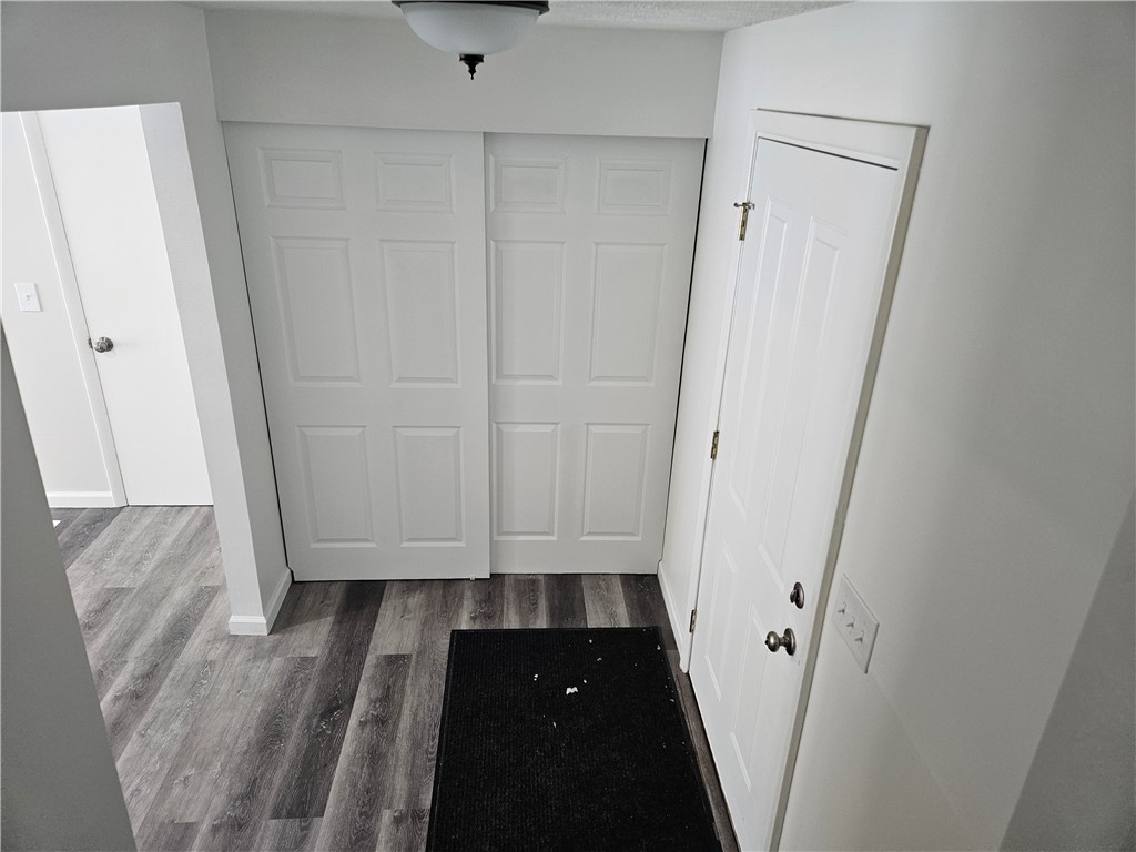 123 Cross Gates Road Greece, NY 14606 - Photo 4 of 21