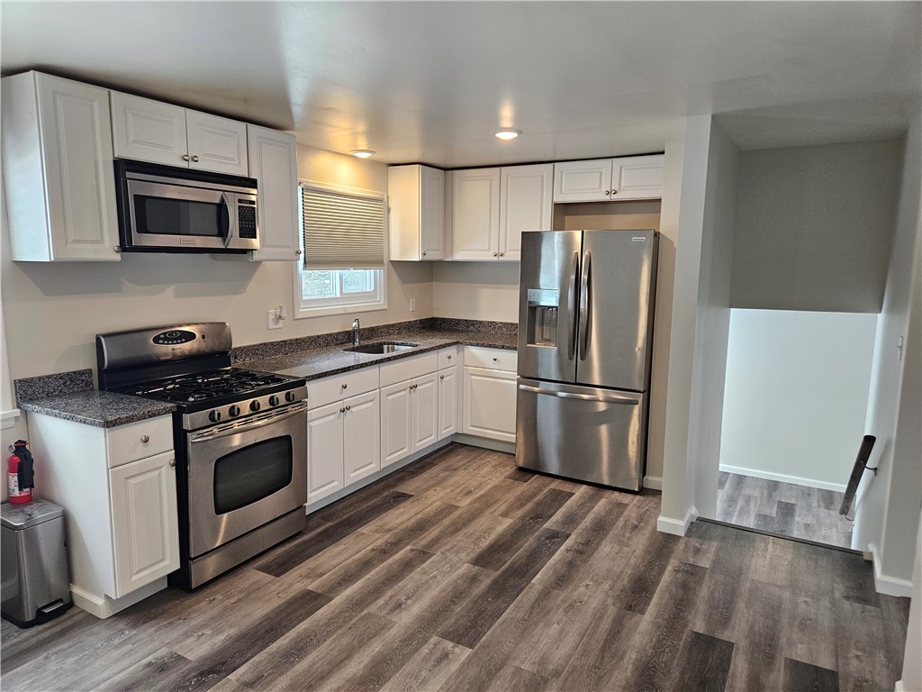 123 Cross Gates Road Greece, NY 14606 - Photo 8 of 21