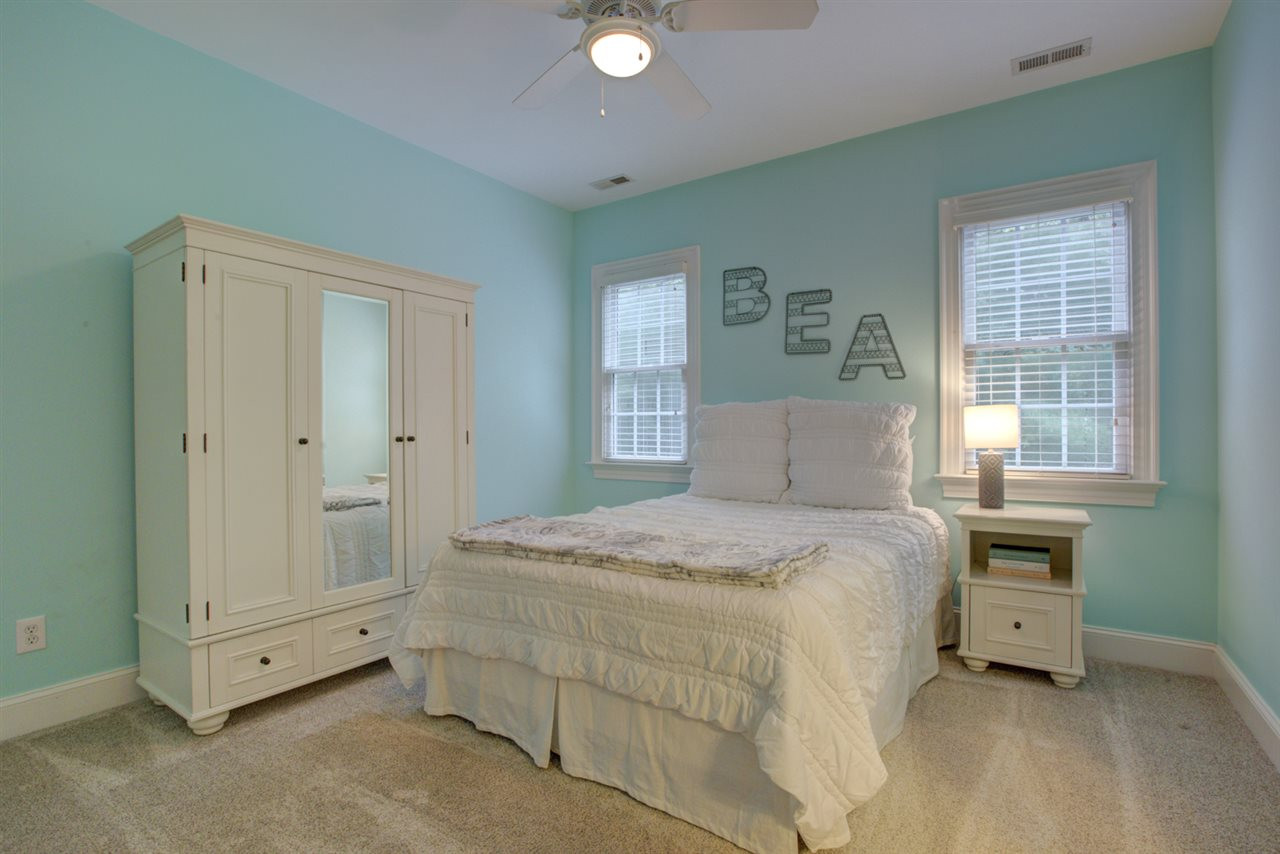 1009 Quiet Ridge Circle Raleigh, NC 27614 - Photo 19 of 30 Spacious secondary bedroom. All bedrooms with adjoining full bathroom! Bedroom