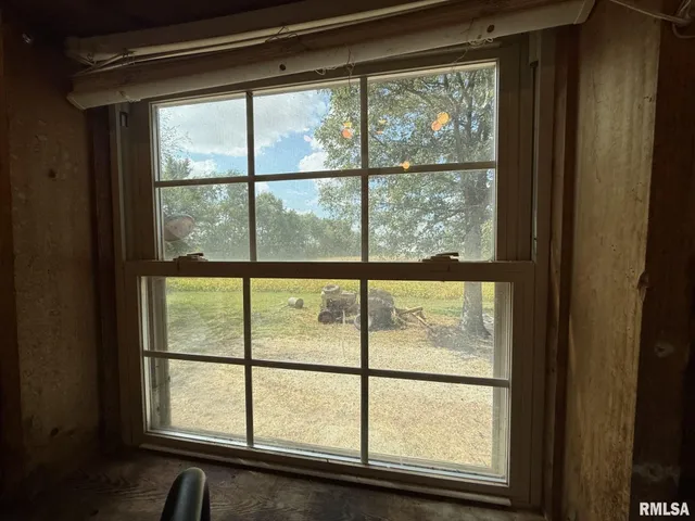 $87,500 | 360 West Broadway Street, Roseville, IL 61473