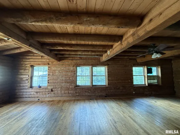 $75,000 | 360 West Broadway Street, Roseville, IL 61473