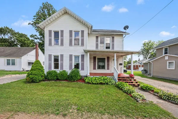 $200,000 | 408 East Chicago Street, Jonesville, MI 49250