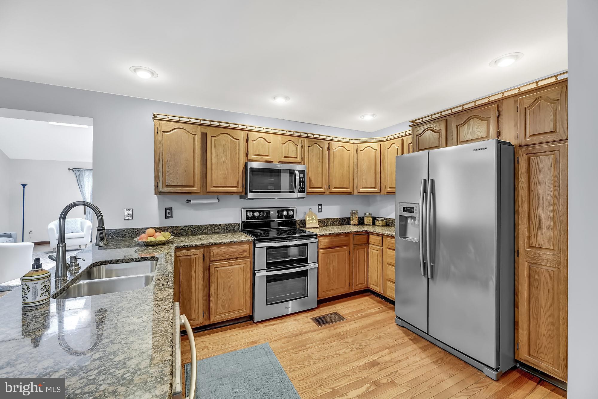 4018 Briar Point Road Baltimore, MD 21220 - Photo 17 of 56 Stainless steel appliances