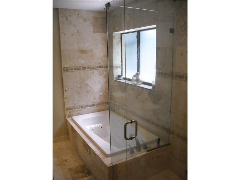 23309 Lago Mar Circle Boca Raton, FL 33433 - Photo 23 of 25 Master Bath/Spa