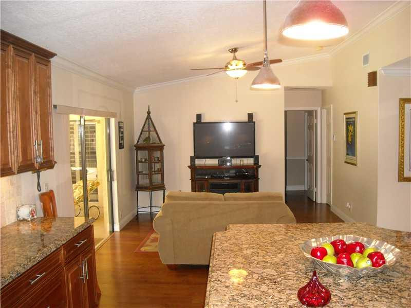 23309 Lago Mar Circle Boca Raton, FL 33433 - Photo 5 of 25 Family/Great Room