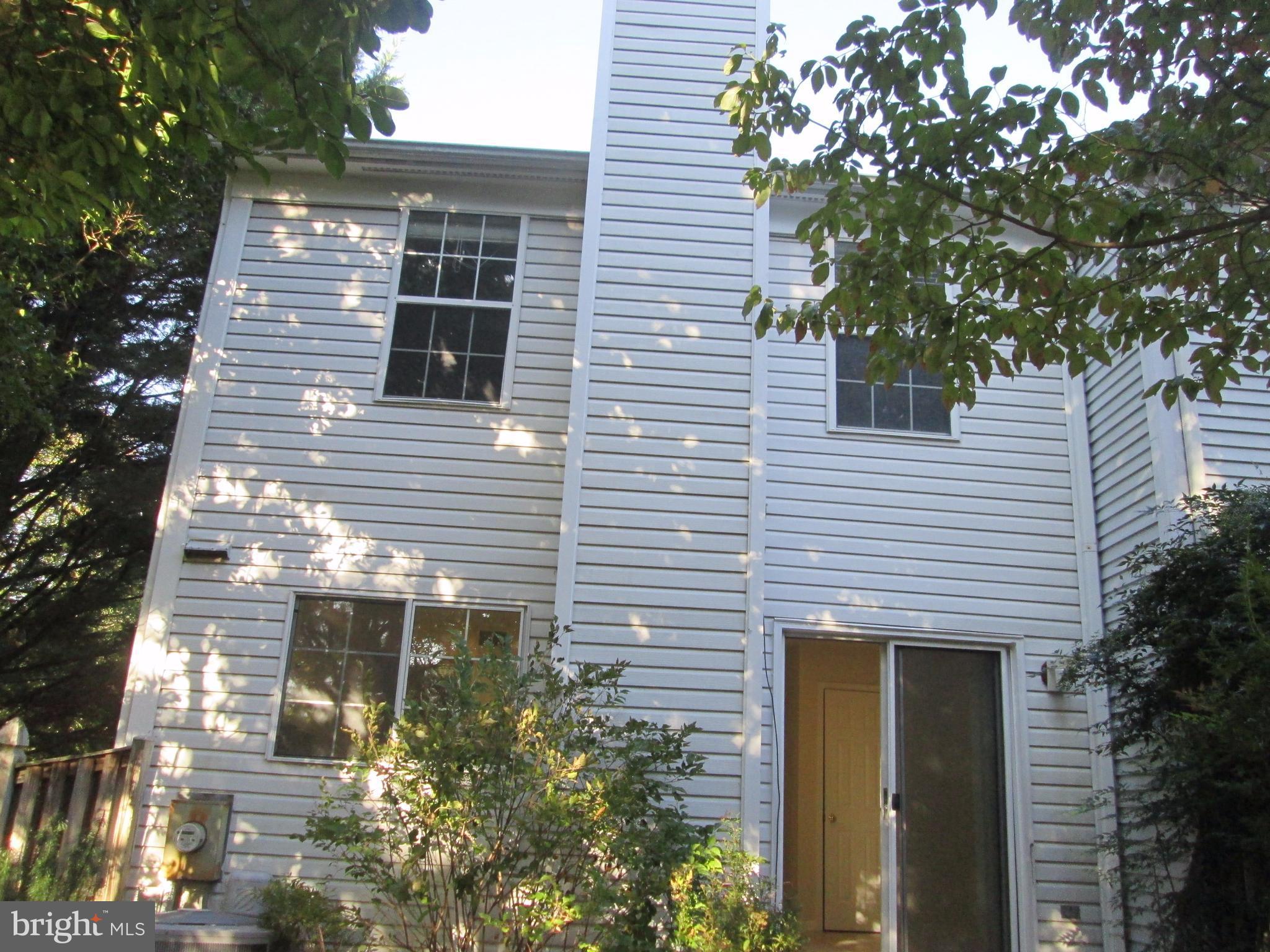2201 Wimbledon Circle Silver Spring, MD 20906 - Photo 16 of 28 Exterior (Rear)