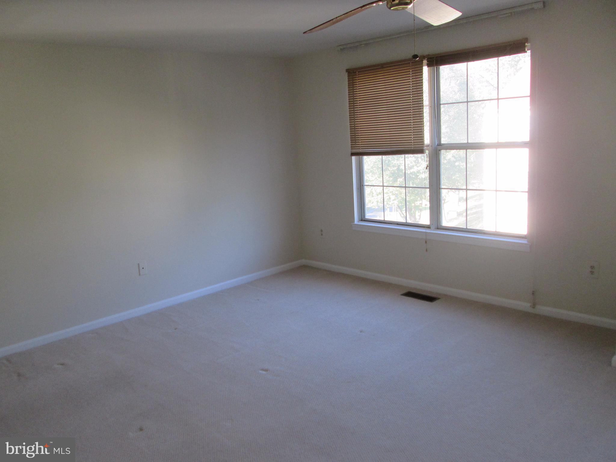 2201 Wimbledon Circle Silver Spring, MD 20906 - Photo 21 of 28 Bedroom