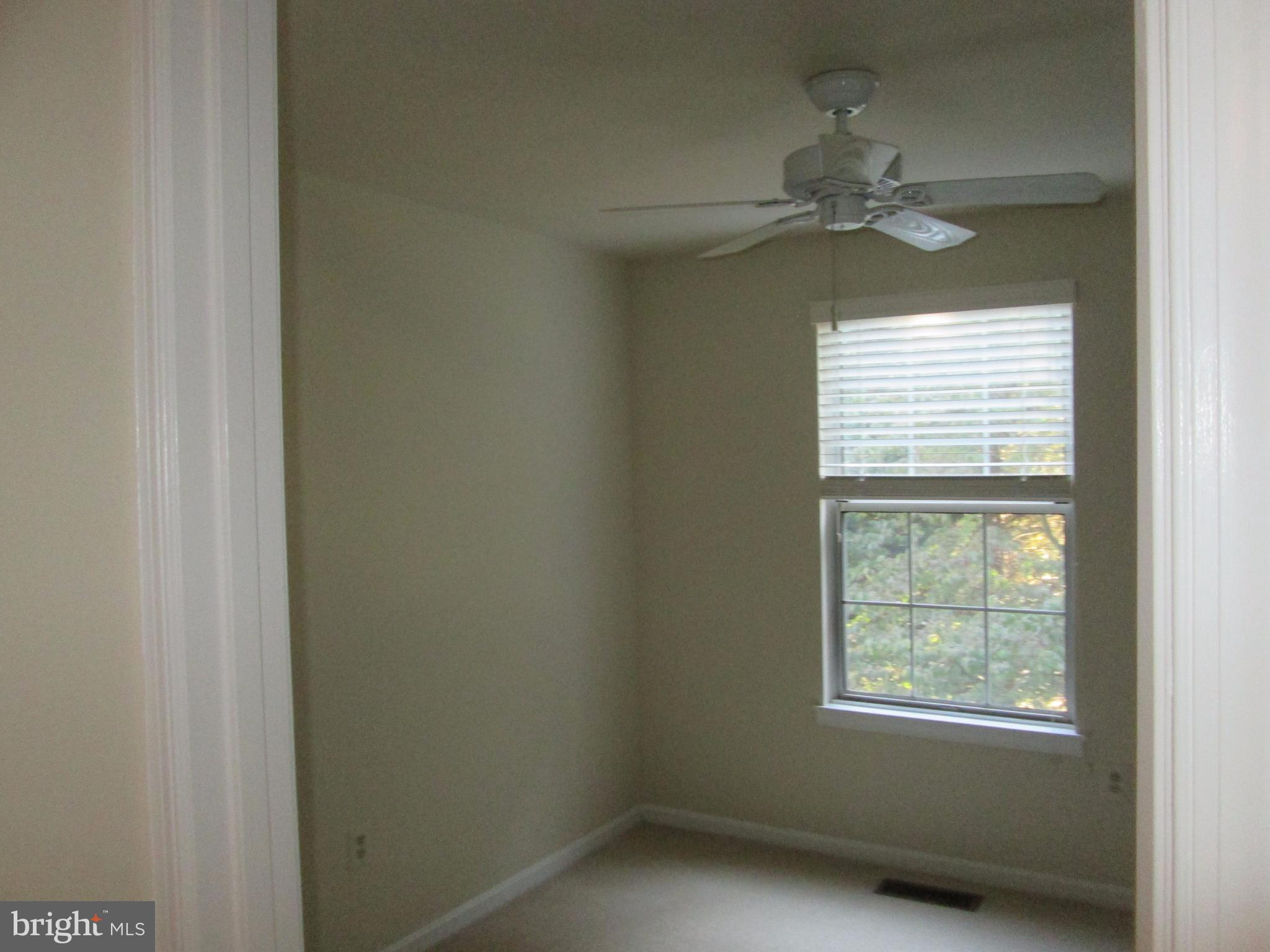 2201 Wimbledon Circle Silver Spring, MD 20906 - Photo 23 of 28 Bedroom (Master)