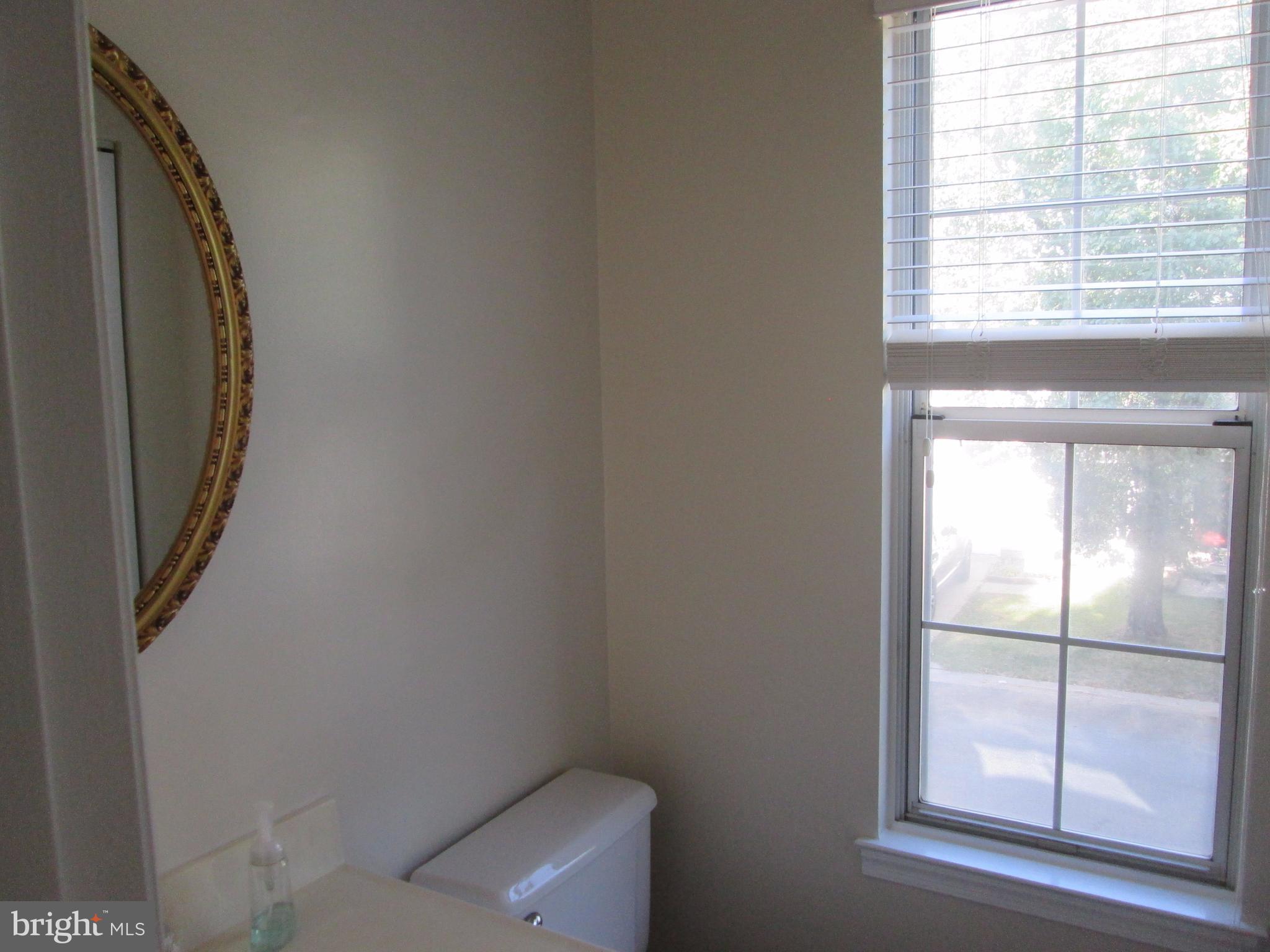 2201 Wimbledon Circle Silver Spring, MD 20906 - Photo 24 of 28 Bath