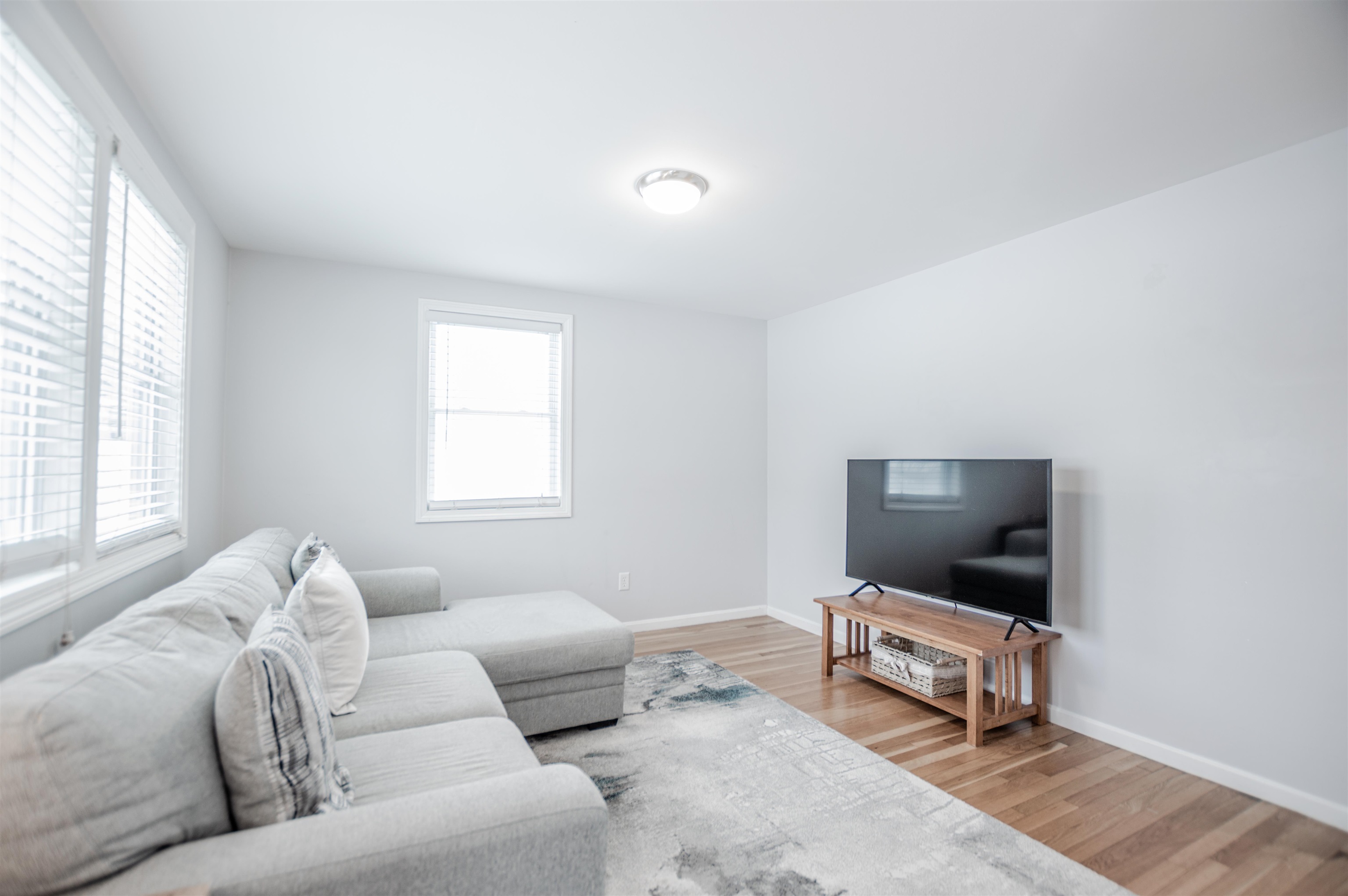 106 North Lowell Road Windham, NH 03087 - Photo 15 of 33