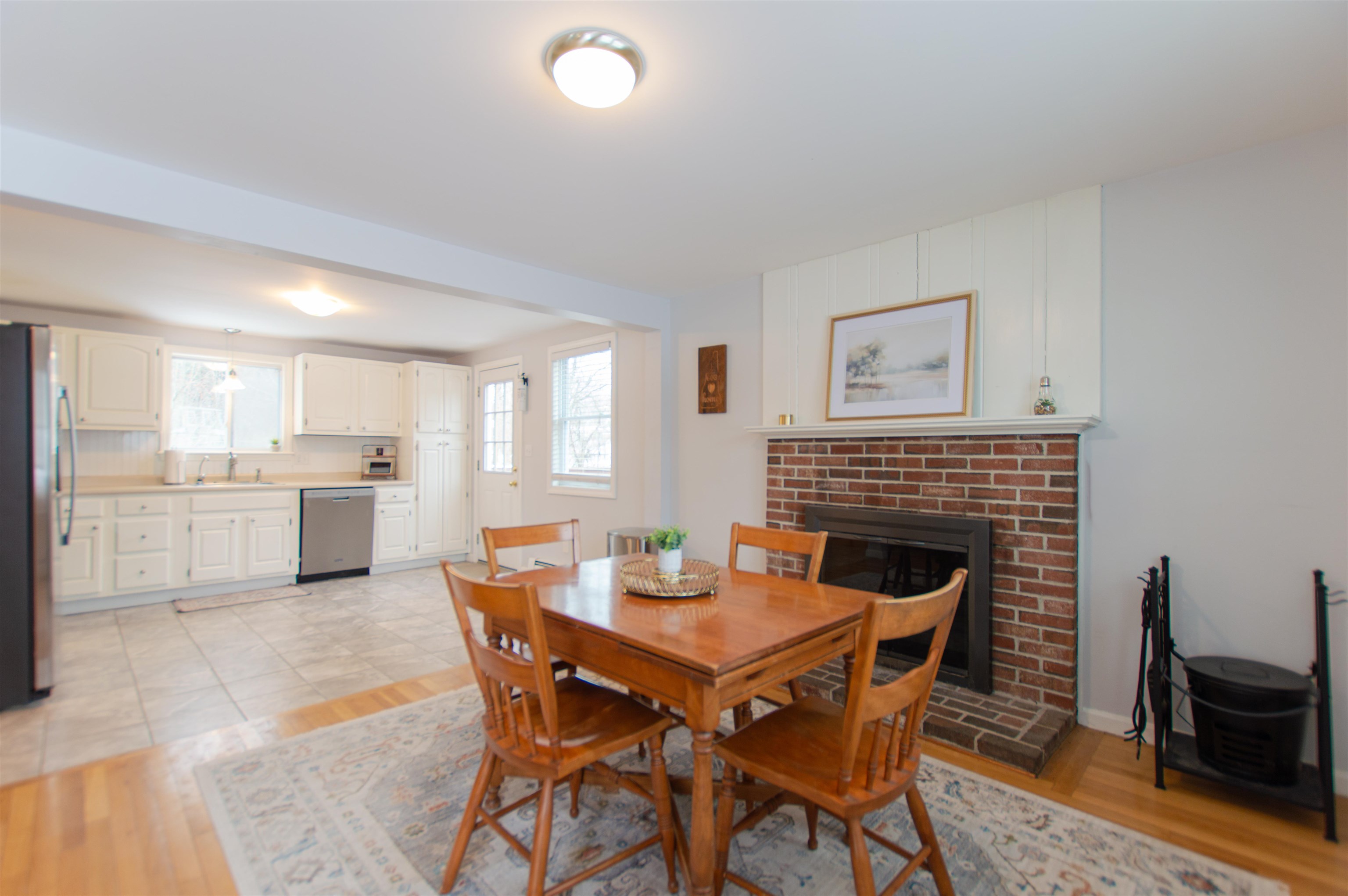 106 North Lowell Road Windham, NH 03087 - Photo 6 of 33