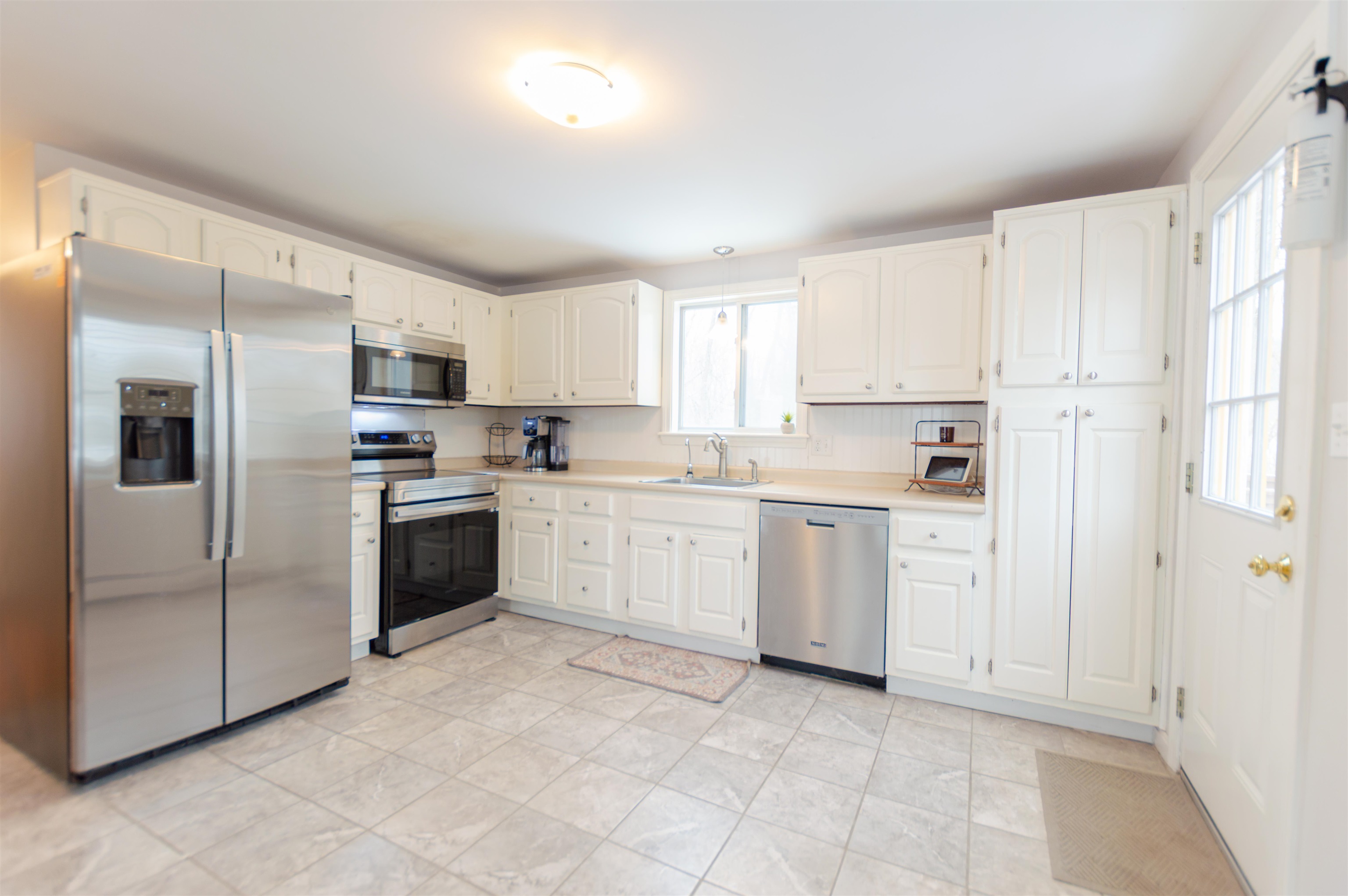 106 North Lowell Road Windham, NH 03087 - Photo 10 of 33