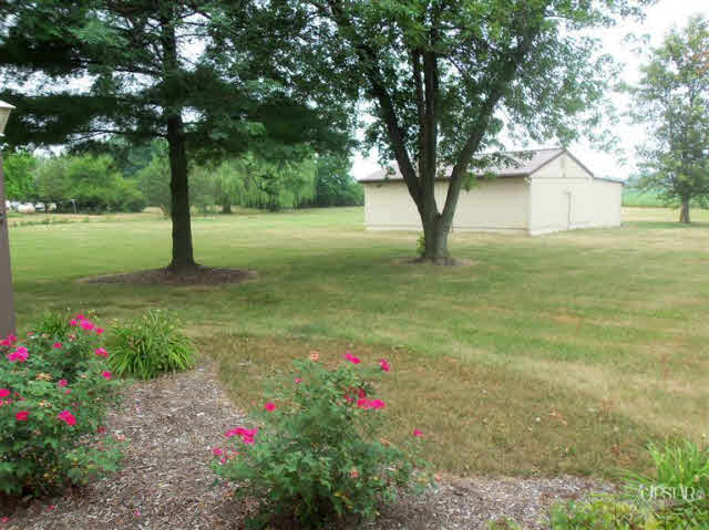 3136 Easterday Road Fort Wayne, IN 46818 - Photo 3 of 25