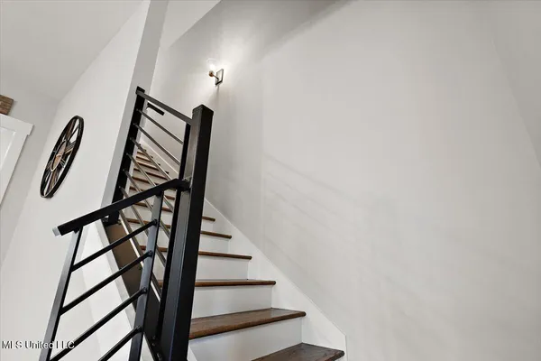 $413,999 | 1254 Creekside Lane, Hernando, MS 38632