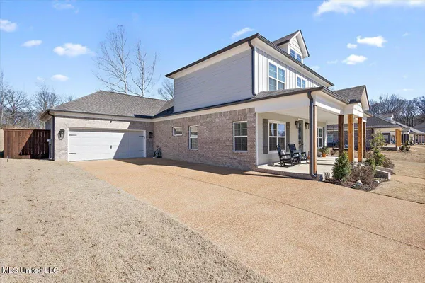 $413,999 | 1254 Creekside Lane, Hernando, MS 38632