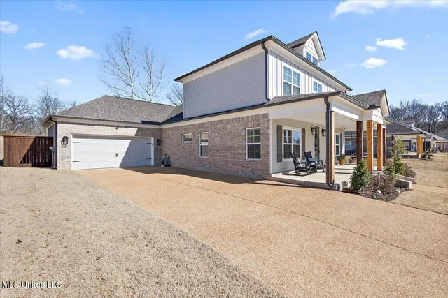 $423,000 | 1254 Creekside Lane, Hernando, MS 38632