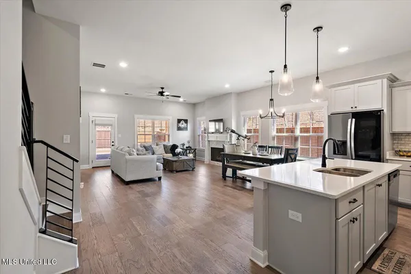 $413,999 | 1254 Creekside Lane, Hernando, MS 38632