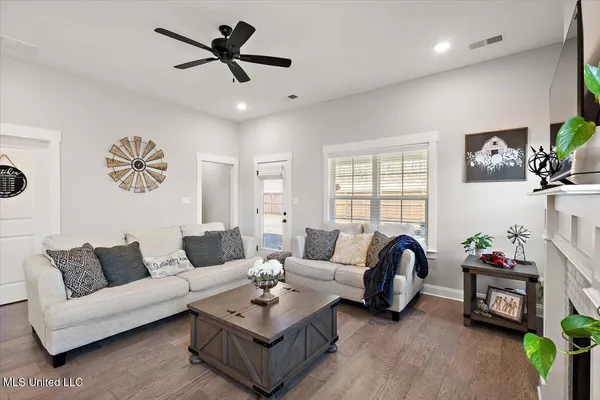 $413,999 | 1254 Creekside Lane, Hernando, MS 38632