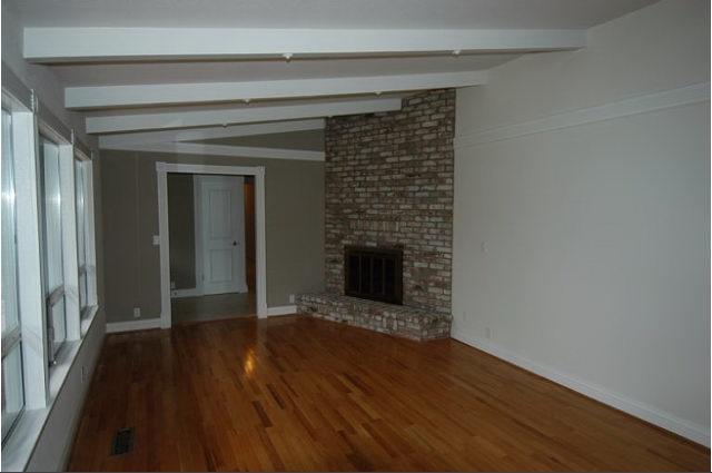 9283 Placer Road Redding, CA 96001 - Photo 13 of 20 living room