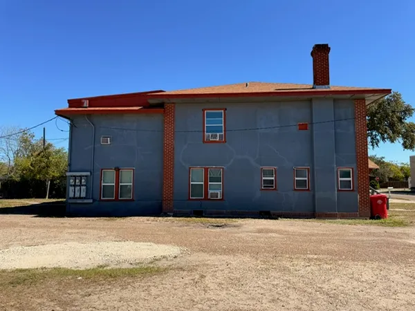 $325,000 | 323 East Ave C, Robstown, TX 78380