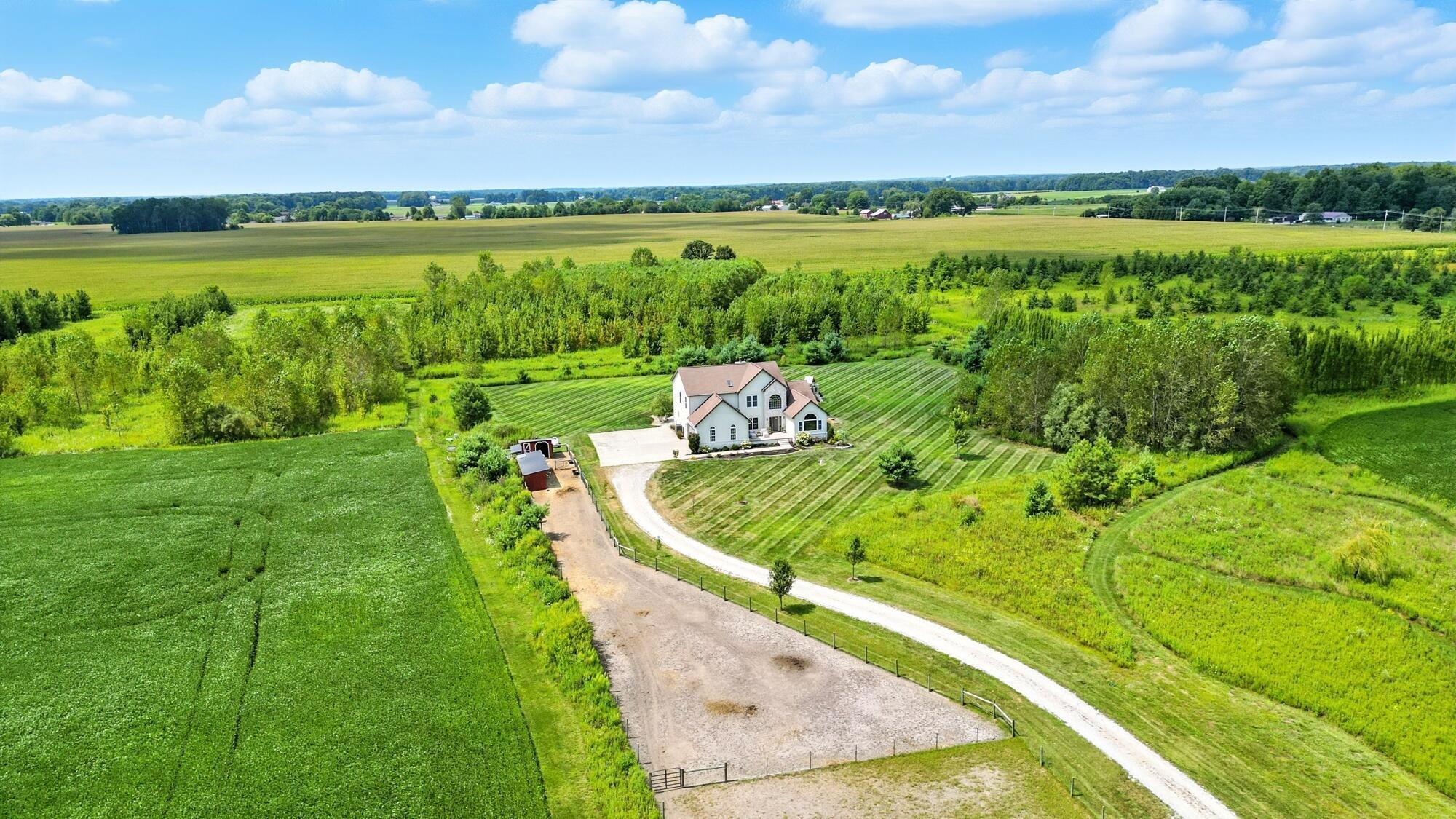 14369 Downing Road Sunbury, OH 43074 - Photo 4 of 68 002