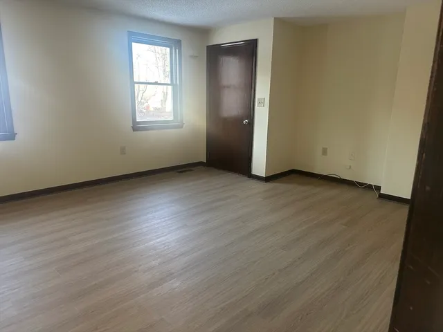 $2,100 | 32 Summit Avenue, Unit R, Derry, NH 03038