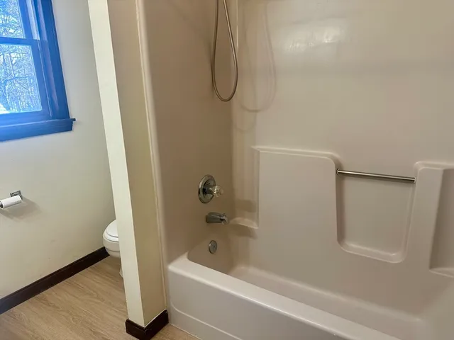 $2,100 | 32 Summit Avenue, Unit R, Derry, NH 03038