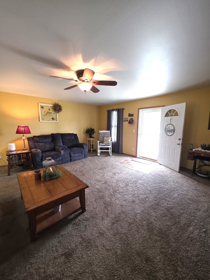 201 3rd Street Clay City, IL 62824 - Photo 34 of 92