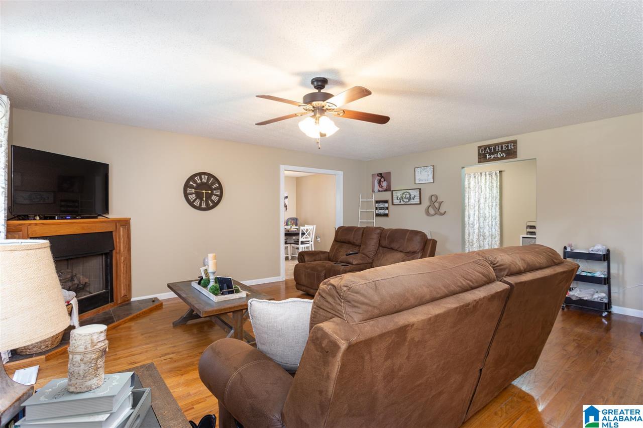 3060 Bud Umphrey Road Boaz, AL 35956 - Photo 8 of 41