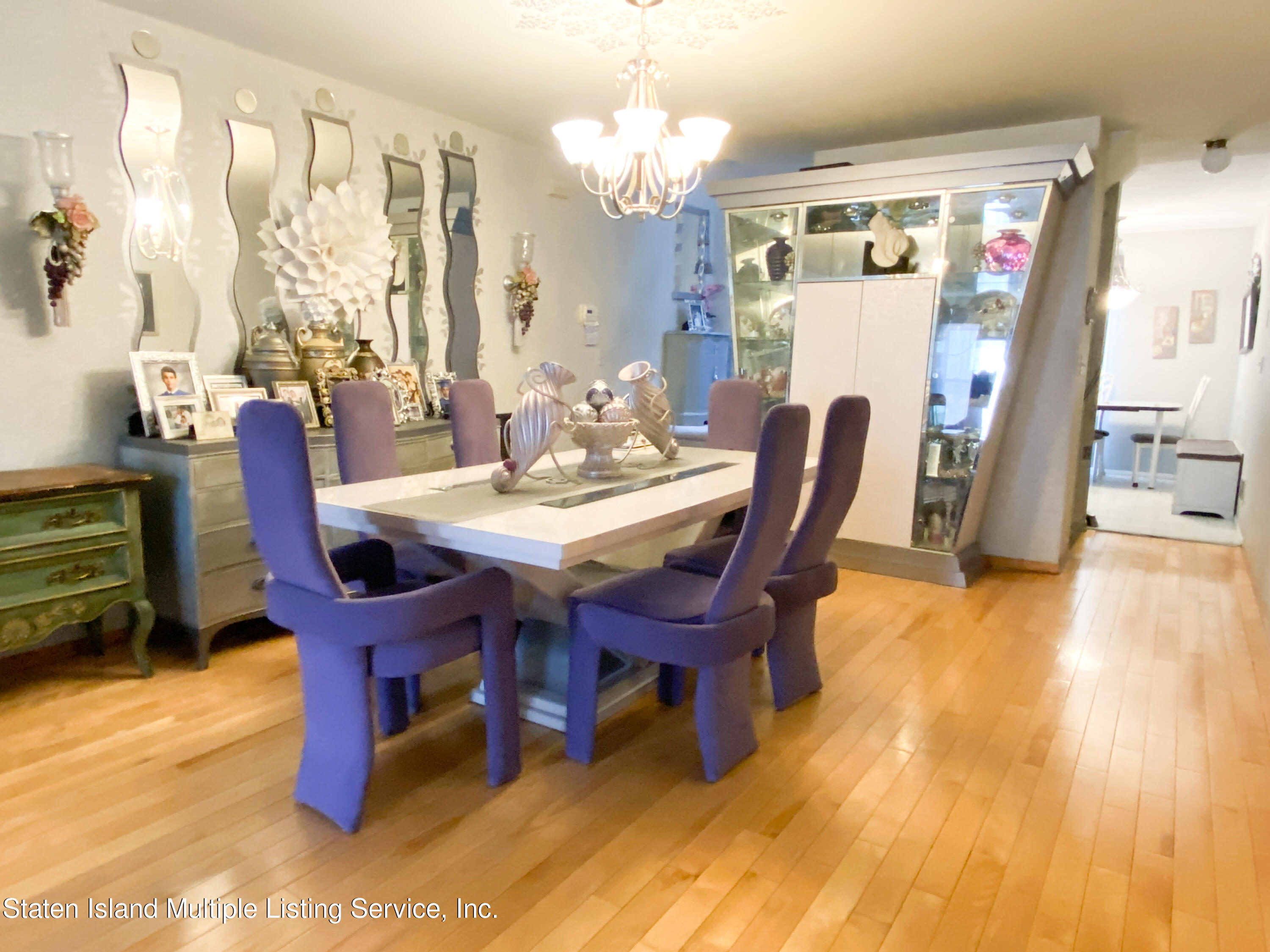 171 Lorraine Loop Staten Island, NY 10309 - Photo 4 of 24 Dining