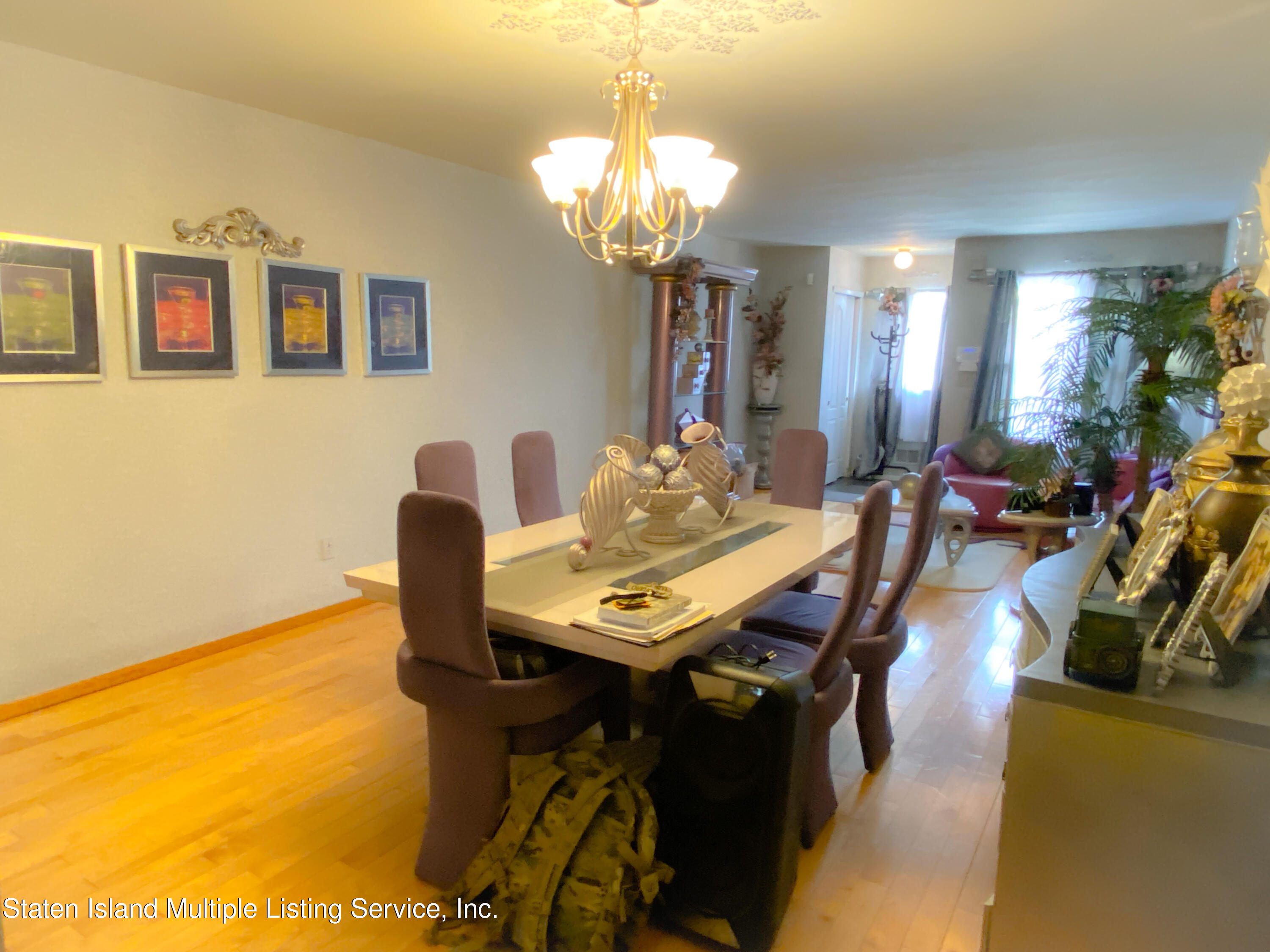 171 Lorraine Loop Staten Island, NY 10309 - Photo 5 of 24 Dining 2