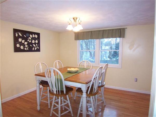 6 Mirror Road Billerica, MA 01821 - Photo 5 of 23 Gallery Image 5