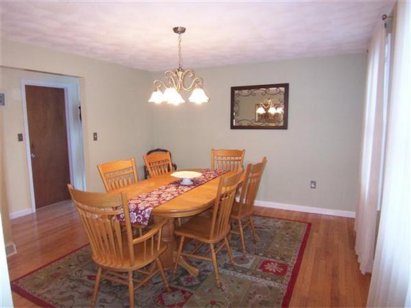 6 Mirror Road Billerica, MA 01821 - Photo 9 of 23 Gallery Image 9
