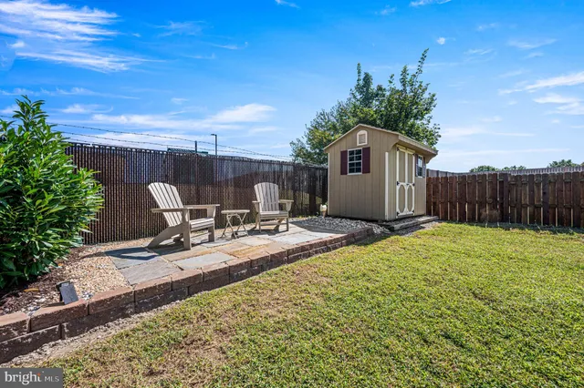 a view of outdoor space yard and patio