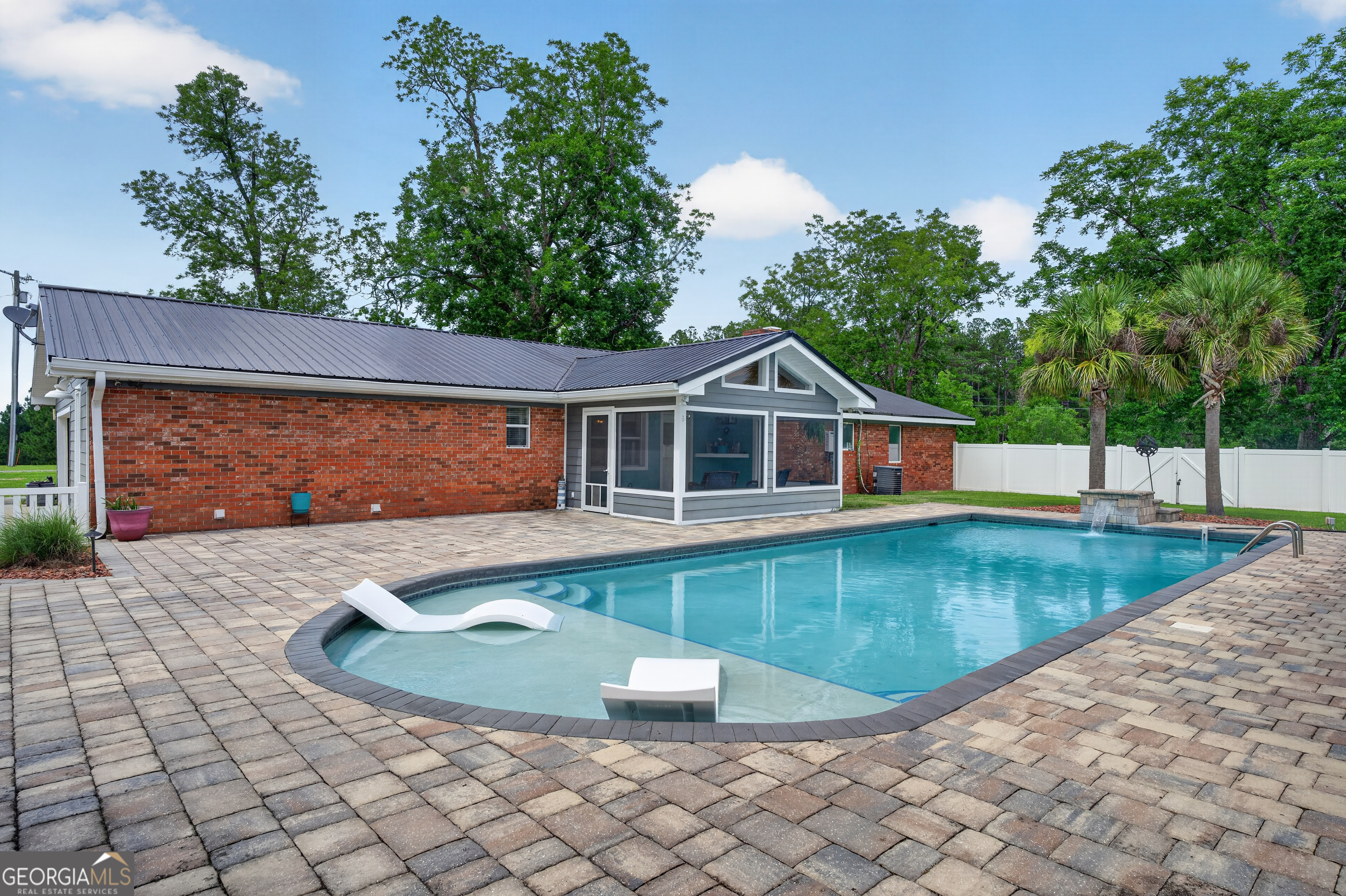 5349 Johnson Place Waycross, GA 31503 - Photo 5 of 46