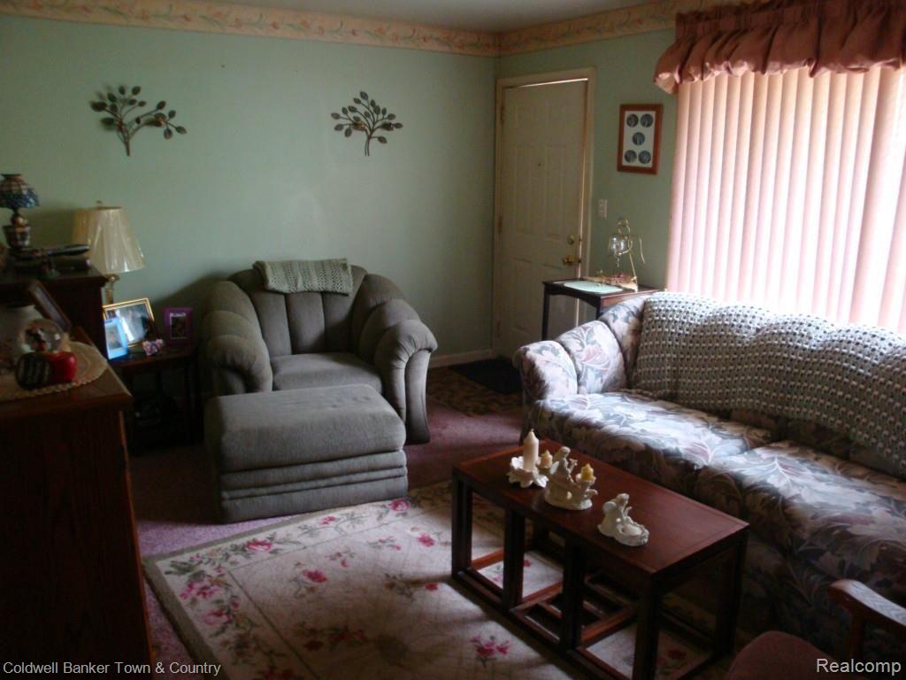 4649 Frazho Road Warren, MI 48091 - Photo 3 of 5