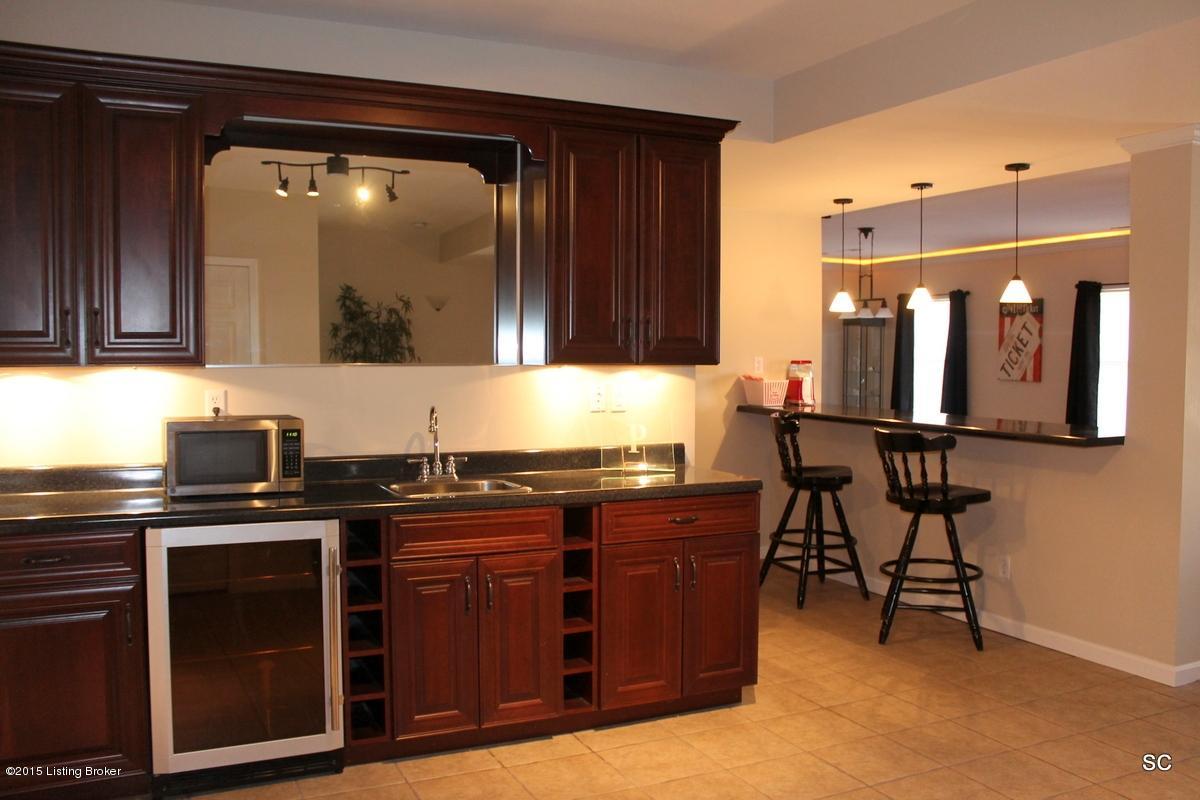 214 Owl Ridge Road Shelbyville, KY 40065 - Photo 16 of 38 kitchen low lev2