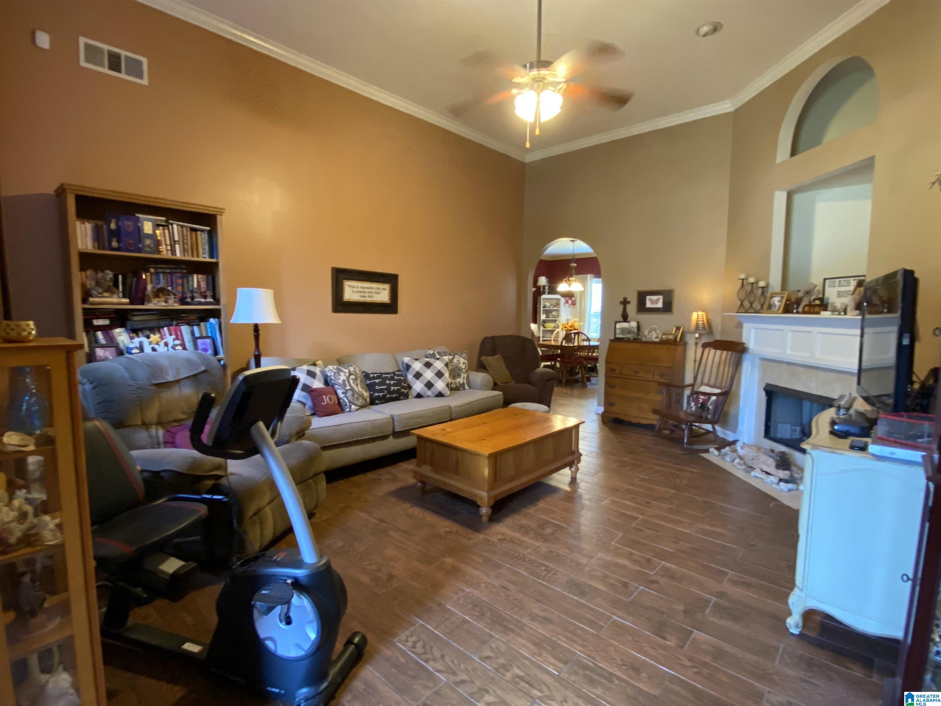 6813 Valley Lane Leeds, AL 35094 - Photo 5 of 35