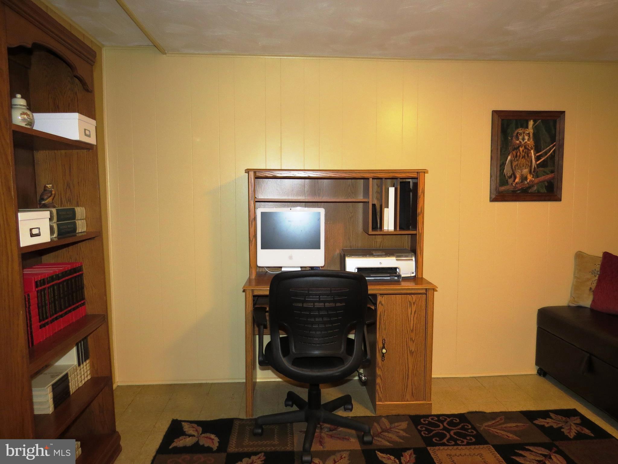 311 Highfalcon Road Reisterstown, MD 21136 - Photo 15 of 24 a view of workspace with mirror