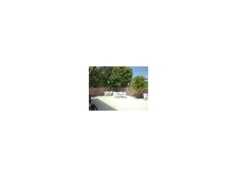 225 Northeast 25th Street Boca Raton, FL 33431 - Photo 15 of 18 Patio/Deck