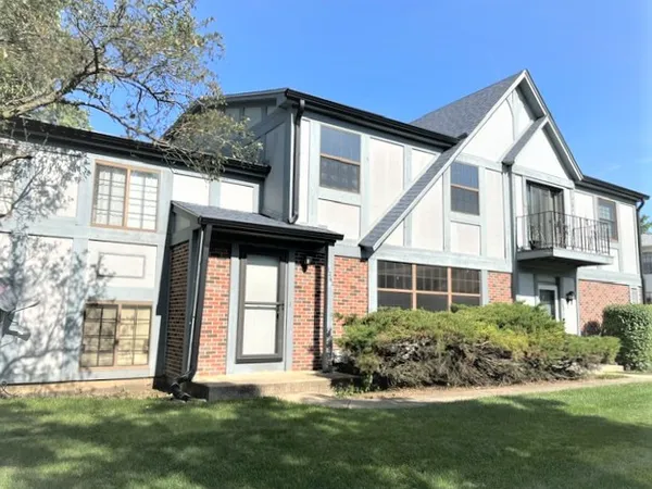 $259,900 | 1262 Inverrary Lane, Unit 20C, Palatine, IL 60074