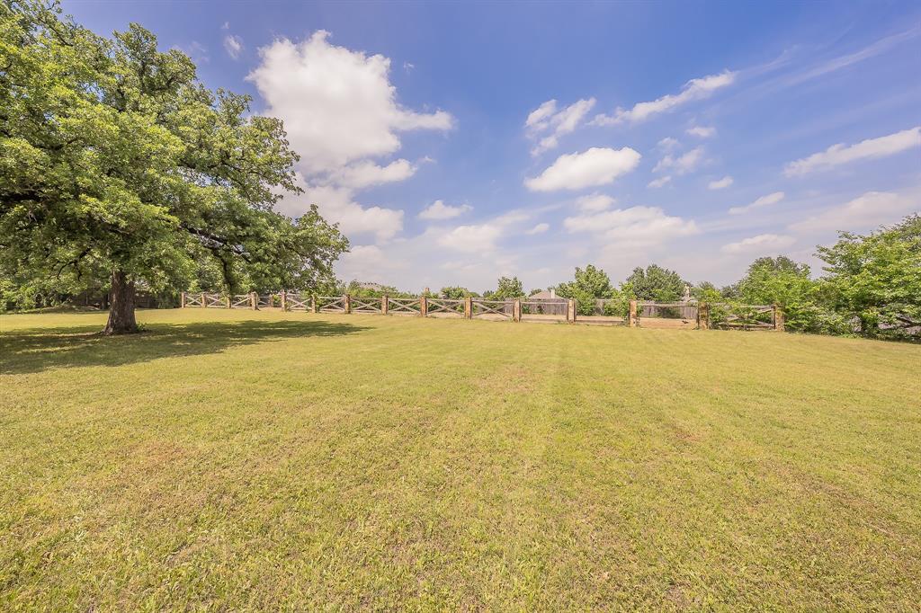 2313 Hickory Creek Road Denton, TX 76210 - Photo 32 of 39