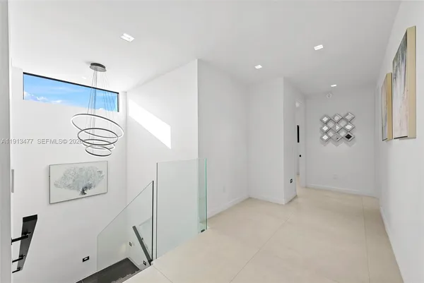 $1,760,000 | 2572 Northeast 182nd Terrace, North Miami Beach, FL 33160