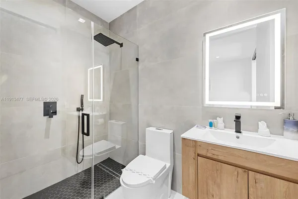 $1,760,000 | 2572 Northeast 182nd Terrace, North Miami Beach, FL 33160