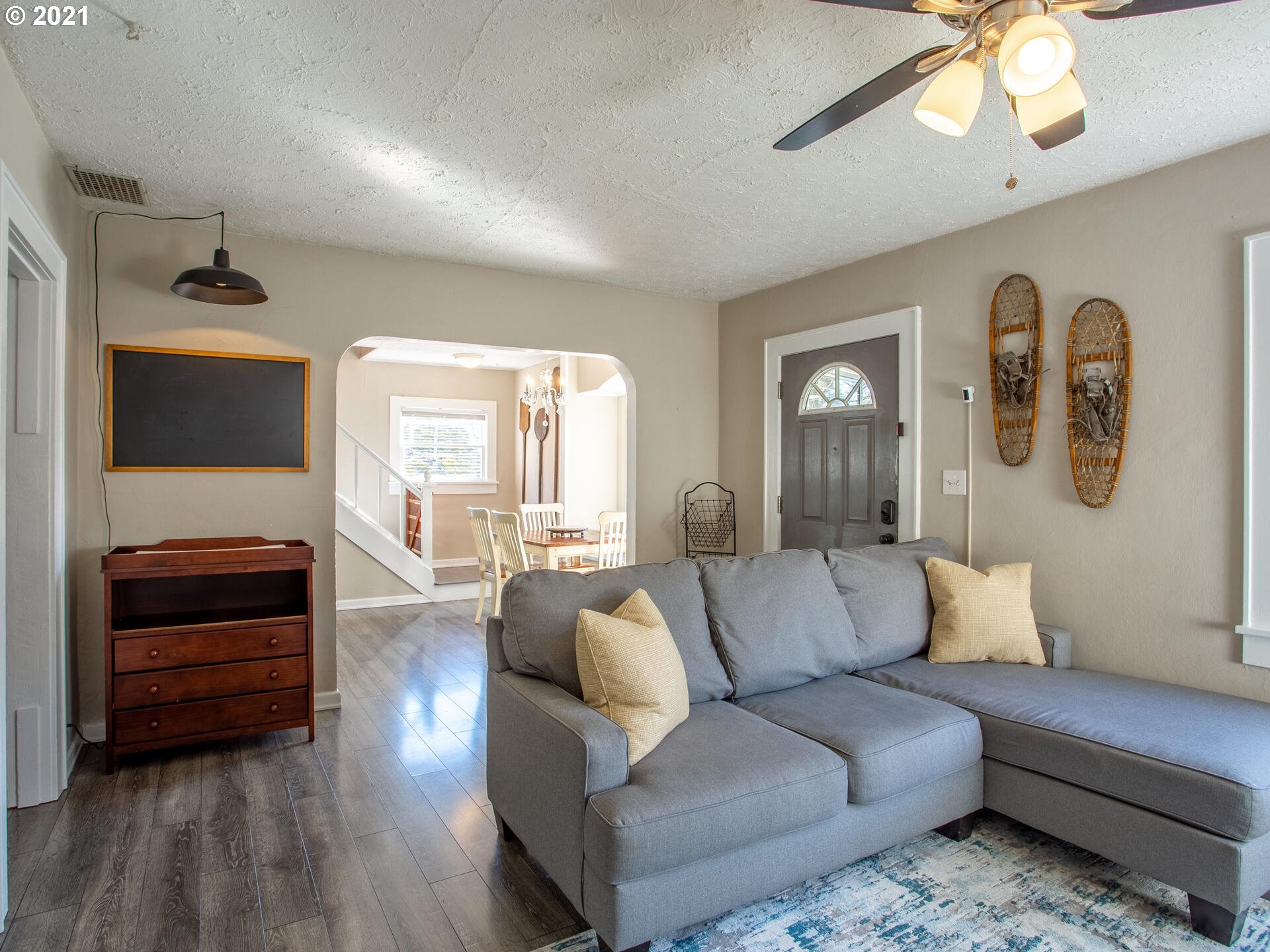 614 Southwest Utah Street Camas, WA 98607 - Photo 4 of 29