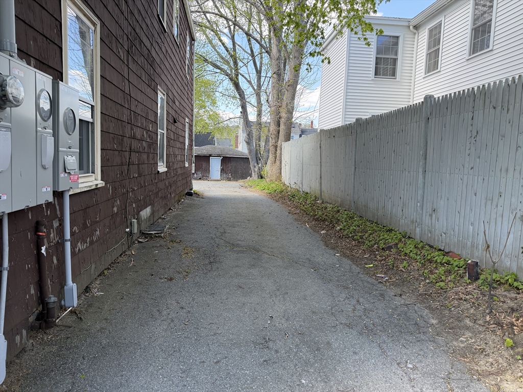 93 Friend Street, Unit 2 Amesbury, MA 01913 - Photo 11 of 15