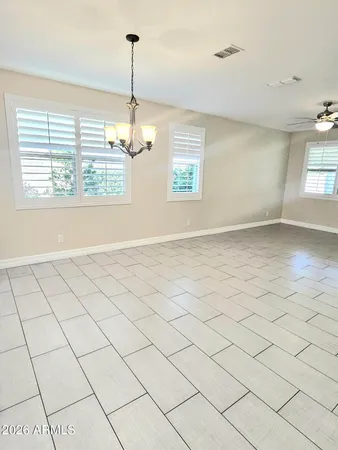 $585,000 | 140 East Bernie Lane, Gilbert, AZ 85295