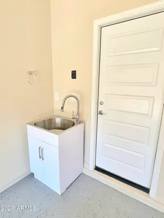 $585,000 | 140 East Bernie Lane, Gilbert, AZ 85295