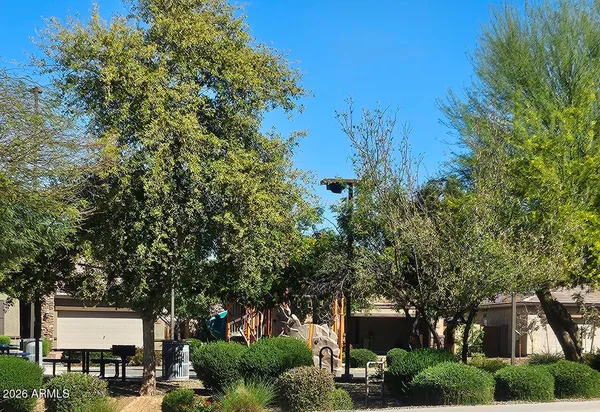 $585,000 | 140 East Bernie Lane, Gilbert, AZ 85295