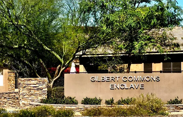 $585,000 | 140 East Bernie Lane, Gilbert, AZ 85295